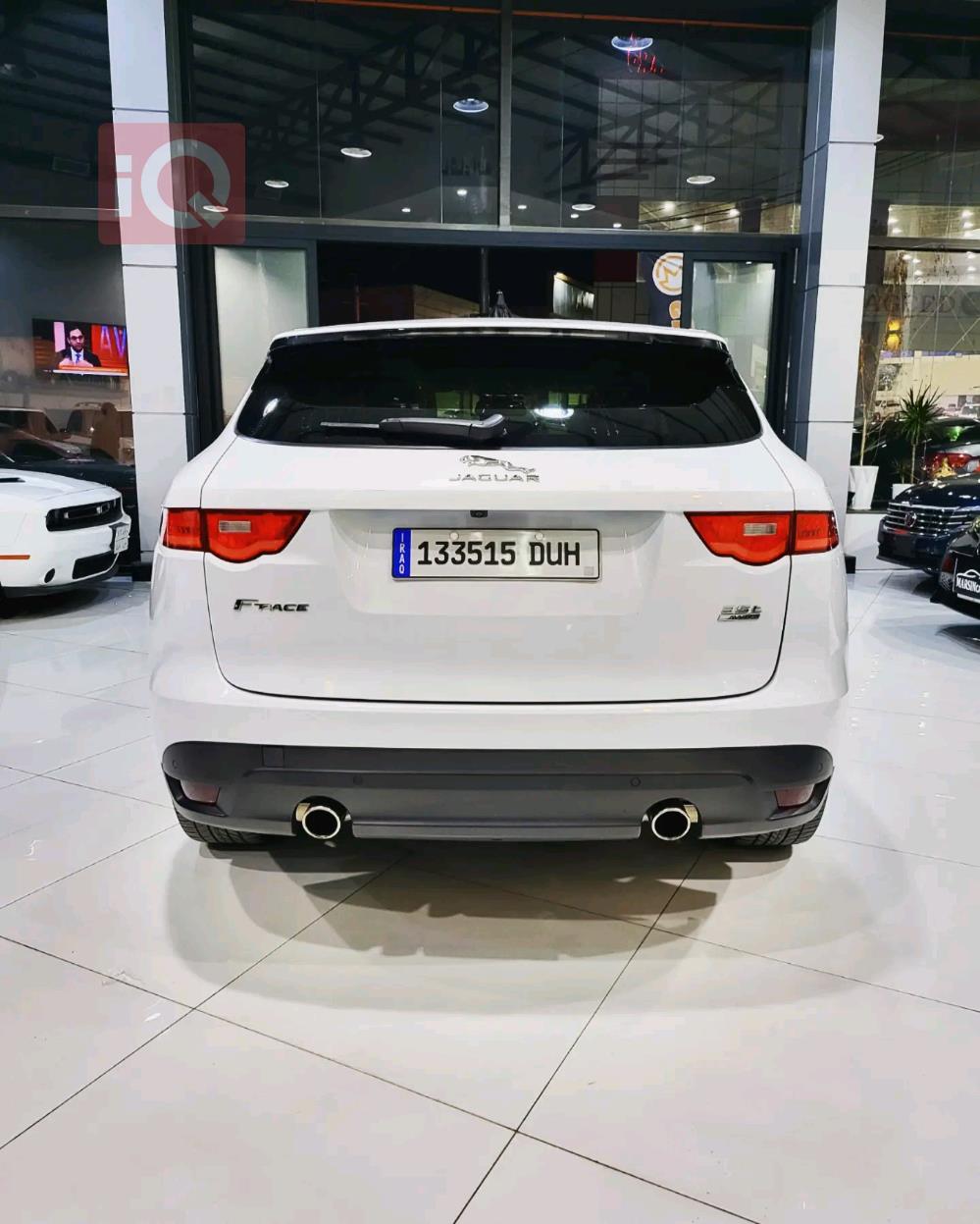 جاگوار F-Pace